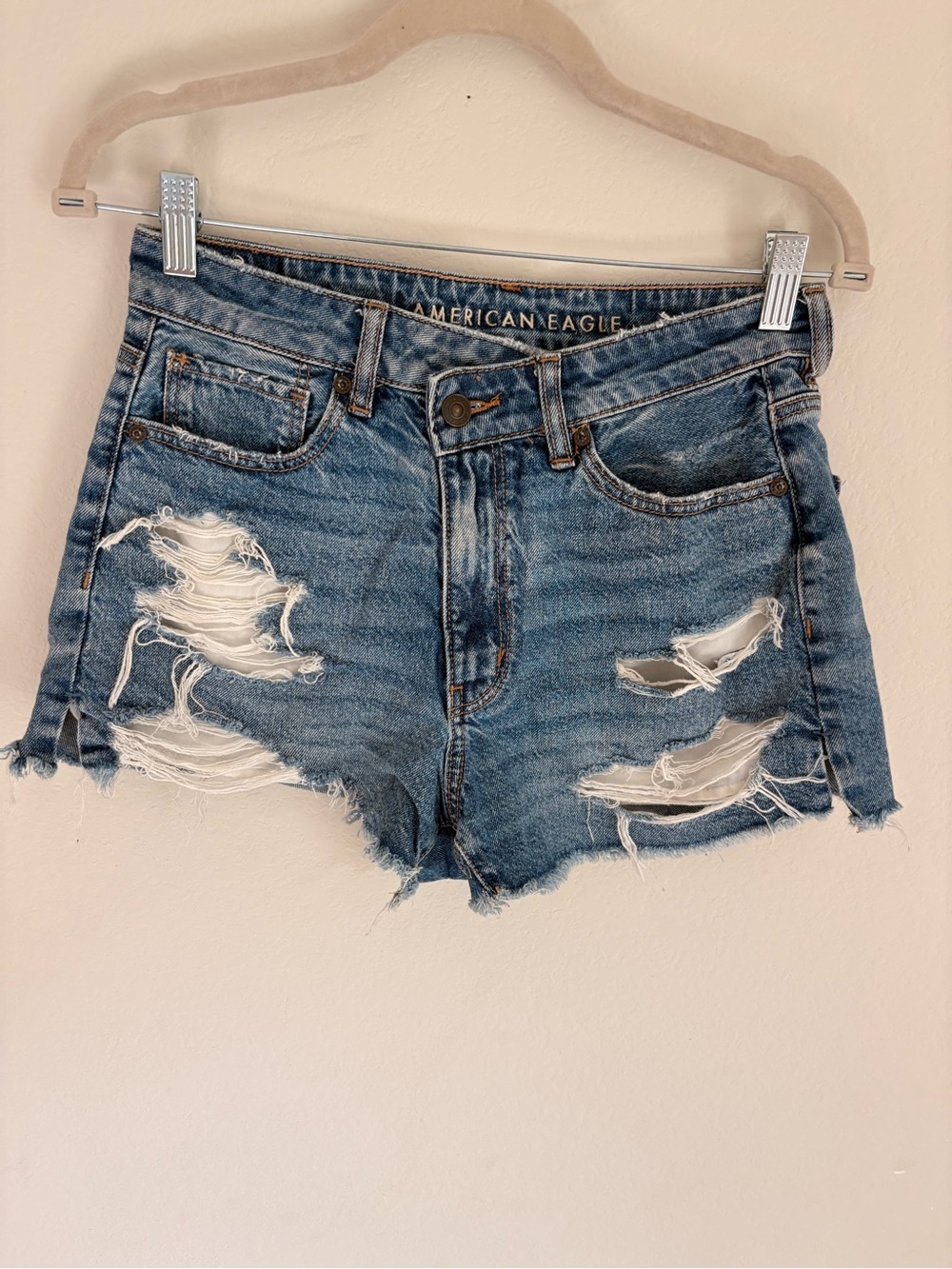 American Eagle Distressed Mom Shorts - Medium Blue size 6